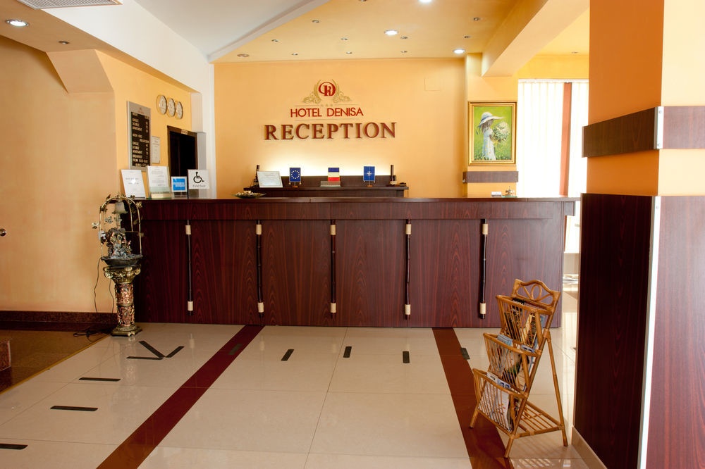 Denisa Hotel Otopeni Bagian luar foto